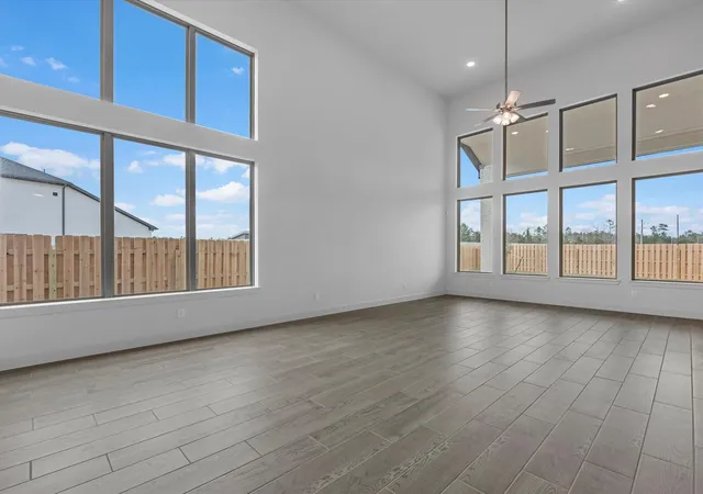 Photo 2 of Single family home for sale at 2410 Verano St, Montgomery, TX 77316 | MLS# 91500672 | Listing updated on 2026-09-04