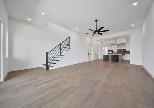 Photo 3 of Single family home for sale at 4406 Tucker Ln, Seabrook, TX 77586 | MLS# 93301714 | Listing updated on 2026-09-02