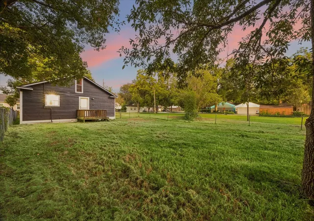 2nd image of 5122 Avenue L, Santa Fe, TX 77510 | MLS# 31523863