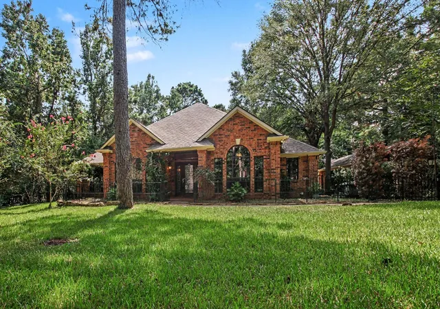 3rd image of 12102 Oak Haven W Dr, Magnolia, TX 77354 | MLS# 42694685