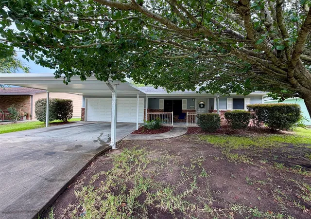2nd image of 2637 Hampton Ln, Port Neches, TX 77651 | MLS# 39079208
