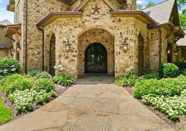 Photo 3 of Single family home for sale at 7402 Kelsey Ln, Richmond, TX 77406 | MLS# 96210234 | Listing updated on 2026-08-09