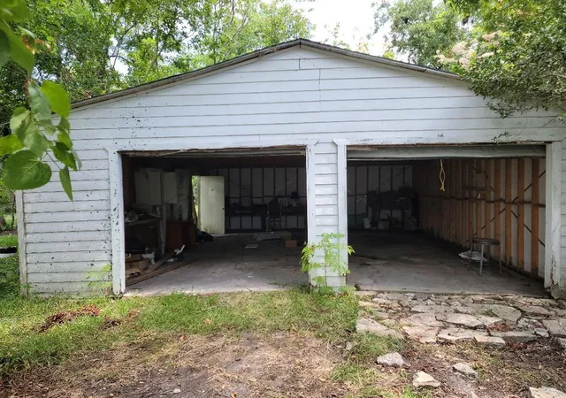 1st image of 421 Avenue B, La Marque, TX 77568 | MLS# 18317293