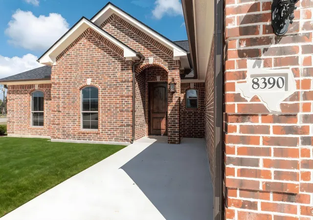 2nd image of 8390 Westgate, Beaumont, TX 77706 | MLS# 9736358