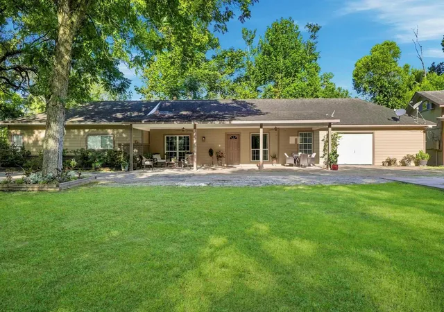 3rd image of 3725 Fuqua St, Houston, TX 77047 | MLS# 43180313