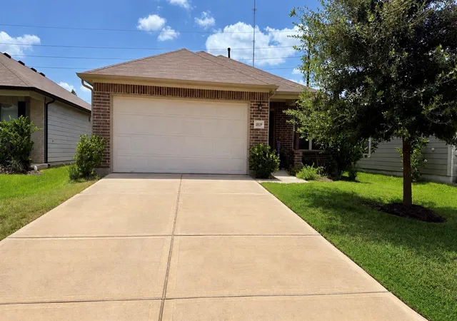 1st image of 18539 Scarlet Meadow Ln, Tomball, TX 77377 | MLS# 43725303