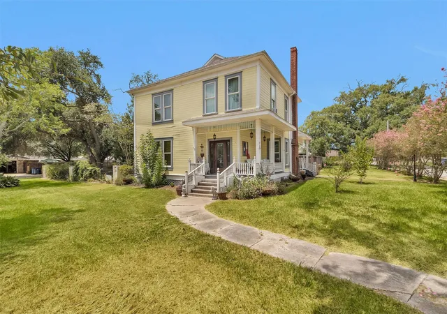 1st image of 1017 Water St, Navasota, TX 77868 | MLS# 48944440