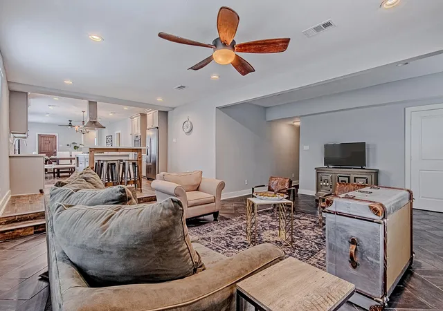 2nd image of 2422 Truxillo St, Houston, TX 77004 | MLS# 69548076
