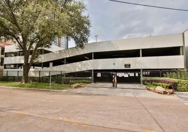 5th image of 3231 Allen Pkwy #1207, Houston, TX 77019 | MLS# 39333129