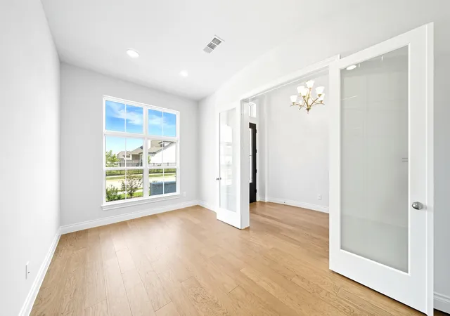 Photo 4 of Single family home for sale at 21934 Espejitos Ct, Cypress, TX 77433 | MLS# 54514263 | Listing updated on 2026-10-06