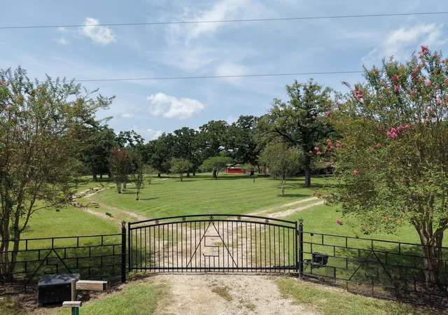 Photo 3 of Single family home for sale at 11994 Long Trussel Rd, Bryan, TX 77808 | MLS# 90721208 | Listing updated on 2026-08-14