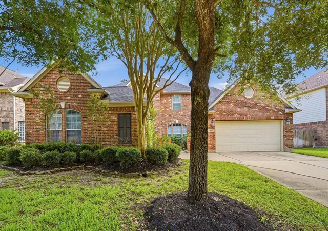 Photo 2 of Single family home for sale at 5518 Ivory Lake Ct, Katy, TX 77494 | MLS# 61364611 | Listing updated on 2026-09-04