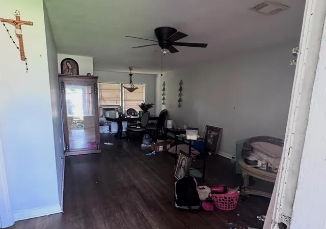 3rd image of 3216 Chestershire Dr, Pasadena, TX 77503 | MLS# 2235273