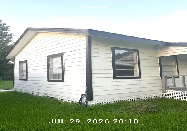 Photo 3 of Single family home for sale at 3330 1st Avenue S, Texas City, TX 77590 | MLS# 71074543 | Listing updated on 2026-09-19