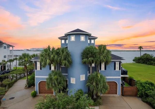 4th image of 1026 Lillian Ln, Galveston, TX 77554 | MLS# 77102308