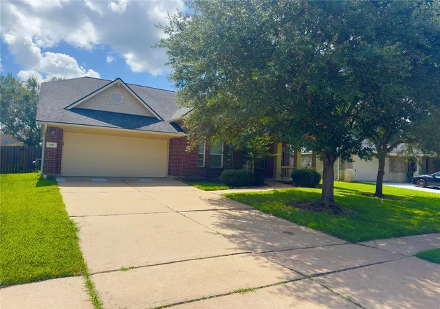 Photo 2 of Single family home for sale at 1903 Lavender Fld Dr, Sugar Land, TX 77479 | MLS# 54853407 | Listing updated on 2026-08-13
