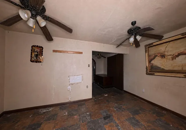Photo 3 of Sale Pending at 10246 Flaxman St, Houston, TX 77029 | MLS# 86529052 | Listing updated on 2026-08-17