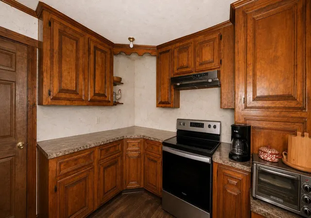 Photo 4 of Sale Pending at 10246 Flaxman St, Houston, TX 77029 | MLS# 86529052 | Listing updated on 2026-08-17