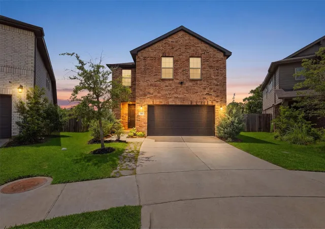 1st image of 132 Wedgewood Trace Ln, La Porte, TX 77571 | MLS# 24160668
