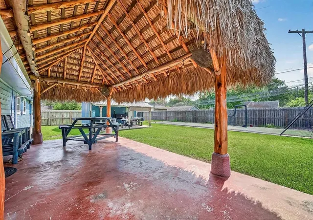 image of 206 S Mattson St, West Columbia, TX 77486 | MLS# 52491308