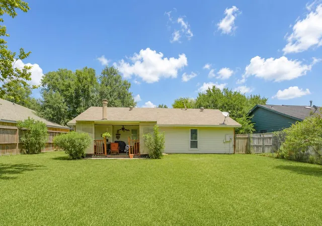 20th image of 1819 Lansdowne Dr, Richmond, TX 77406 | MLS# 86302804