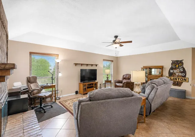 4th image of 1819 Lansdowne Dr, Richmond, TX 77406 | MLS# 86302804
