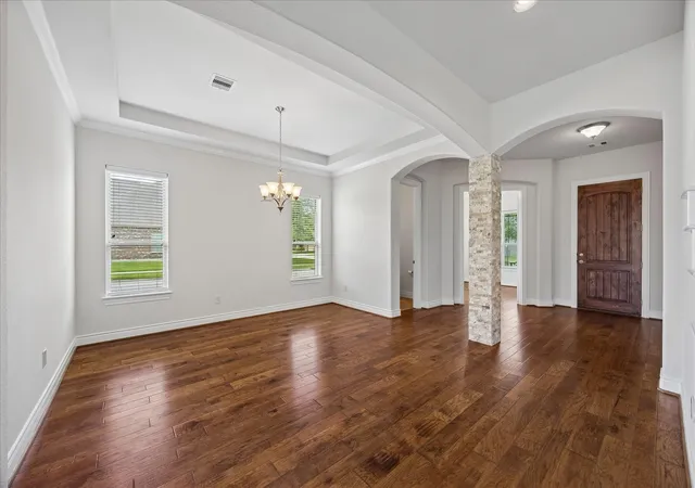 Photo 3 of Single family home for sale at 315 Westwood Dr, League City, TX 77573 | MLS# 98028470 | Listing updated on 2026-09-12