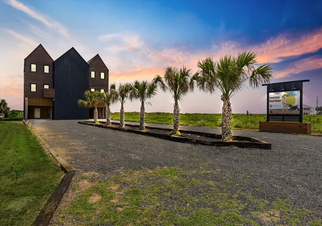 Photo 3 of Sale Pending at 342 Atkinson St, Port Bolivar, TX 77650 | MLS# 88864997 | Listing updated on 2026-09-14