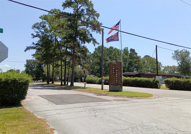 Photo 2 of Land for sale at 110 Pine Point Cir, Onalaska, TX 77360 | MLS# 53697356 | Listing updated on 2026-08-11