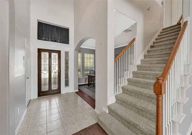 5th image of 183 Greenridge Cir, League City, TX 77573 | MLS# 69535555