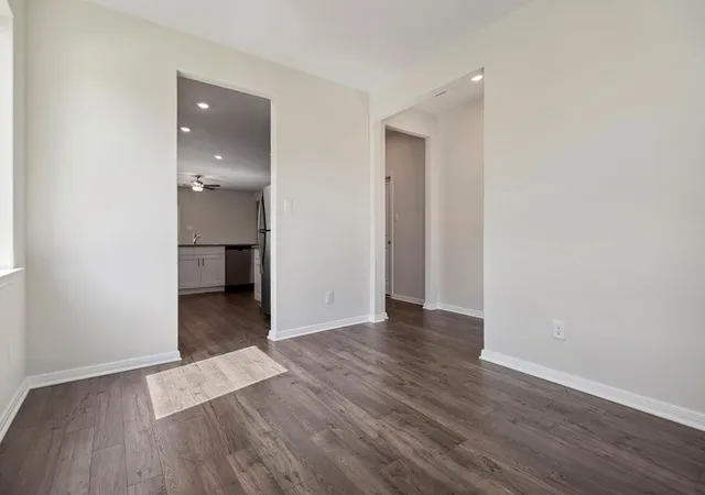 Photo 4 of Single family home for sale at 15875 Berry Hl Dr, Conroe, TX 77303 | MLS# 69146533 | Listing updated on 2026-08-15