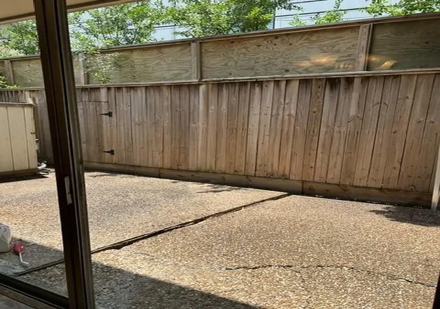 5th image of 1220 Fountain Vw Dr, Houston, TX 77057