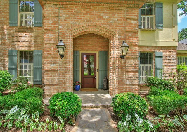 Photo 3 of Single family home for sale at 9402 Godstone Ln, Spring, TX 77379 | MLS# 40083087 | Listing updated on 2026-09-13