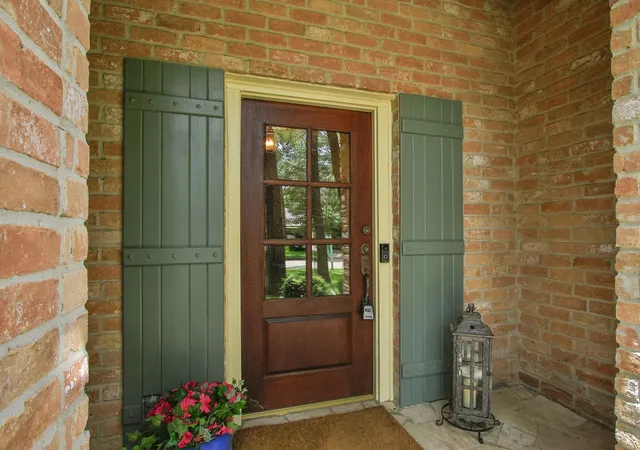 Photo 3 of Single family home for sale at 9402 Godstone Ln, Spring, TX 77379 | MLS# 40083087 | Listing updated on 2026-09-13