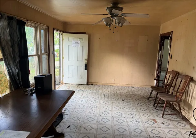 Photo 3 of Sale Pending at 221 Charlotte Dr, Port Lavaca, TX 77979 | MLS# 19895078 | Listing updated on 2026-09-01