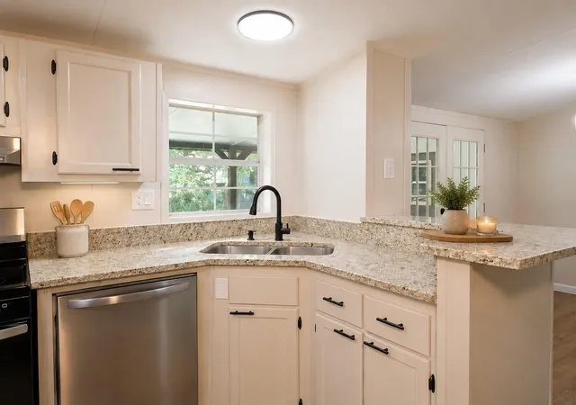 Photo 3 of Sale Pending at 151 N Canyon Dr, Onalaska, TX 77360 | MLS# 84035336 | Listing updated on 2026-09-12