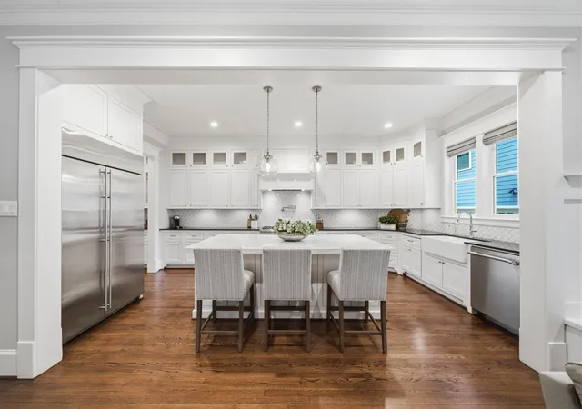 3rd image of 1120 Woodland St, Houston, TX 77009 | MLS# 51714023