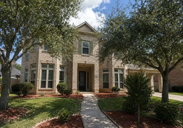 1st image of 7611 Herndon Pl, Sugar Land, TX 77479 | MLS# 81984602