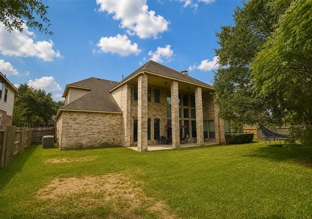 50th image of 7611 Herndon Pl, Sugar Land, TX 77479 | MLS# 81984602