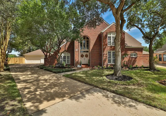 Photo 1 of Sale Pending at 7830 Villa Palms Dr, Houston, TX 77095 | MLS# 70234237 | Listing updated on 2026-09-11