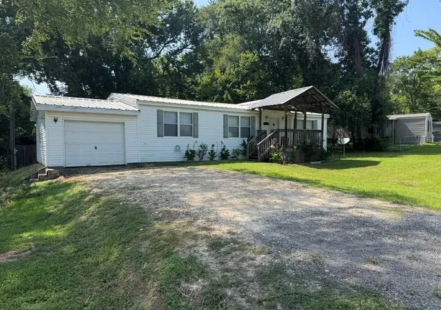Photo 1 of Single family home for sale at 15203 Paradise Cvs Dr, Willis, TX 77318 | MLS# 29394439 | Listing updated on 2026-09-09