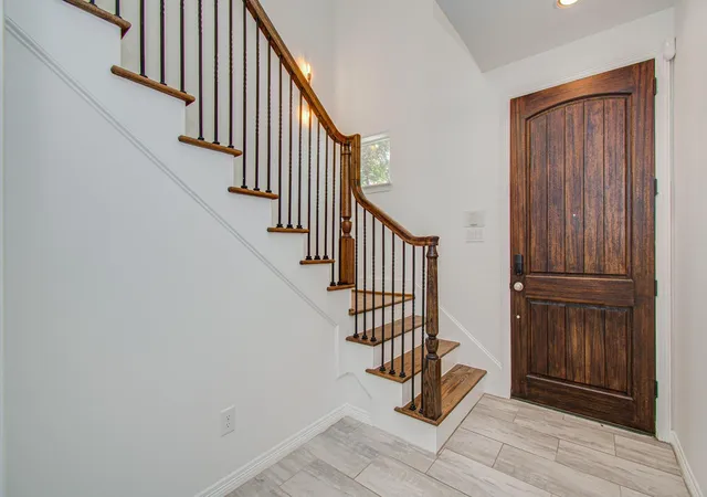5th image of 2609 Detering St, Houston, TX 77007 | MLS# 77354169