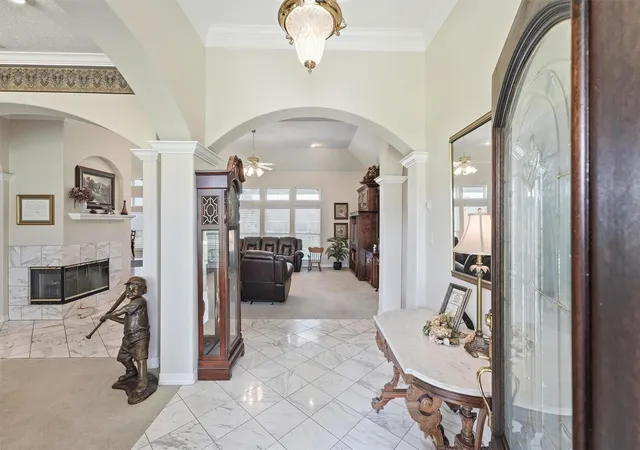 Photo 3 of Single family home for sale at 9018 Water Point Dr, Mont Belvieu, TX 77523 | MLS# 53608171 | Listing updated on 2026-08-22