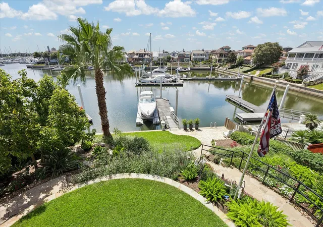 5th image of 631 Northport Ln, League City, TX 77565 | MLS# 25427308