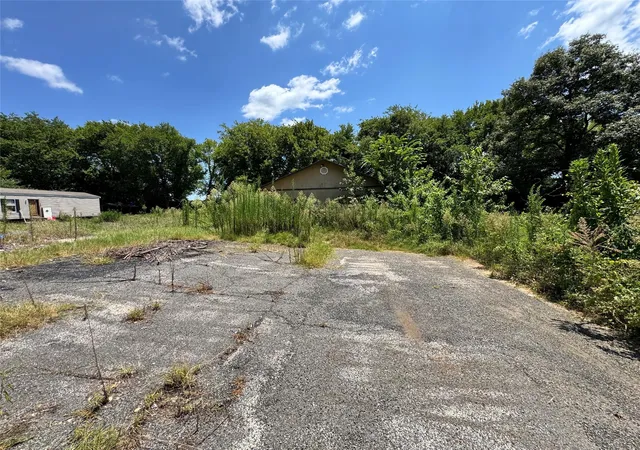2nd image of 320 County Road 2031, Nacogdoches, TX 75961 | MLS# 94541147