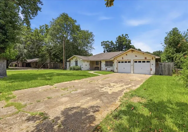 1st image of 8830 Blaylock Ln, Beaumont, TX 77707 | MLS# 33954072