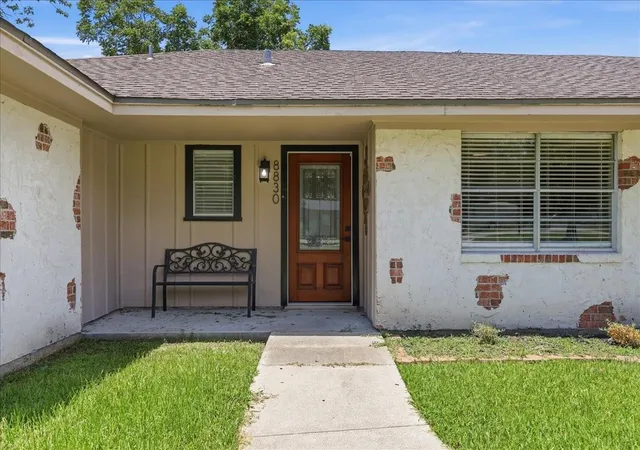 4th image of 8830 Blaylock Ln, Beaumont, TX 77707 | MLS# 33954072