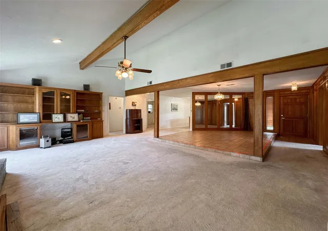 Photo 3 of Single family home for sale at 2109 E Linwood Oaks St, Pearland, TX 77581 | MLS# 60989338 | Listing updated on 2026-09-04
