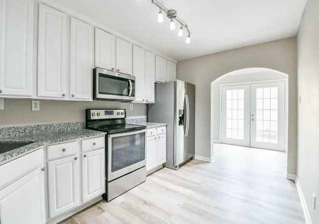 3rd image of 2585 Marilee Ln #3, Houston, TX 77057 | MLS# 65119088