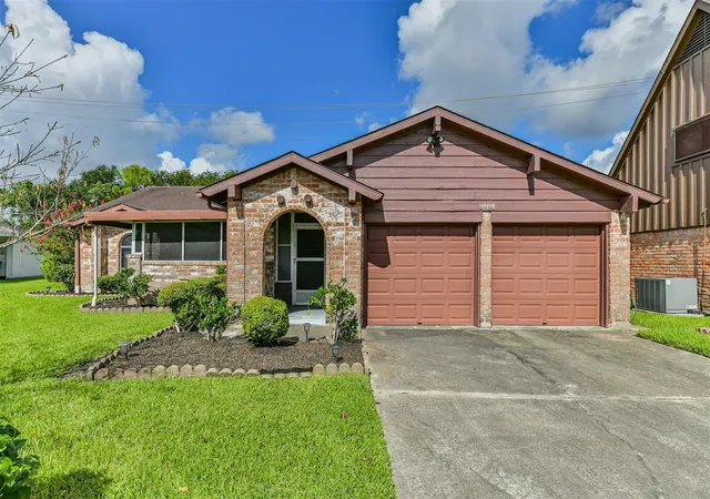 Photo 1 of Single family home for sale at 12118 Kirkholm Dr, Houston, TX 77089 | MLS# 84559896 | Listing updated on 2026-09-19